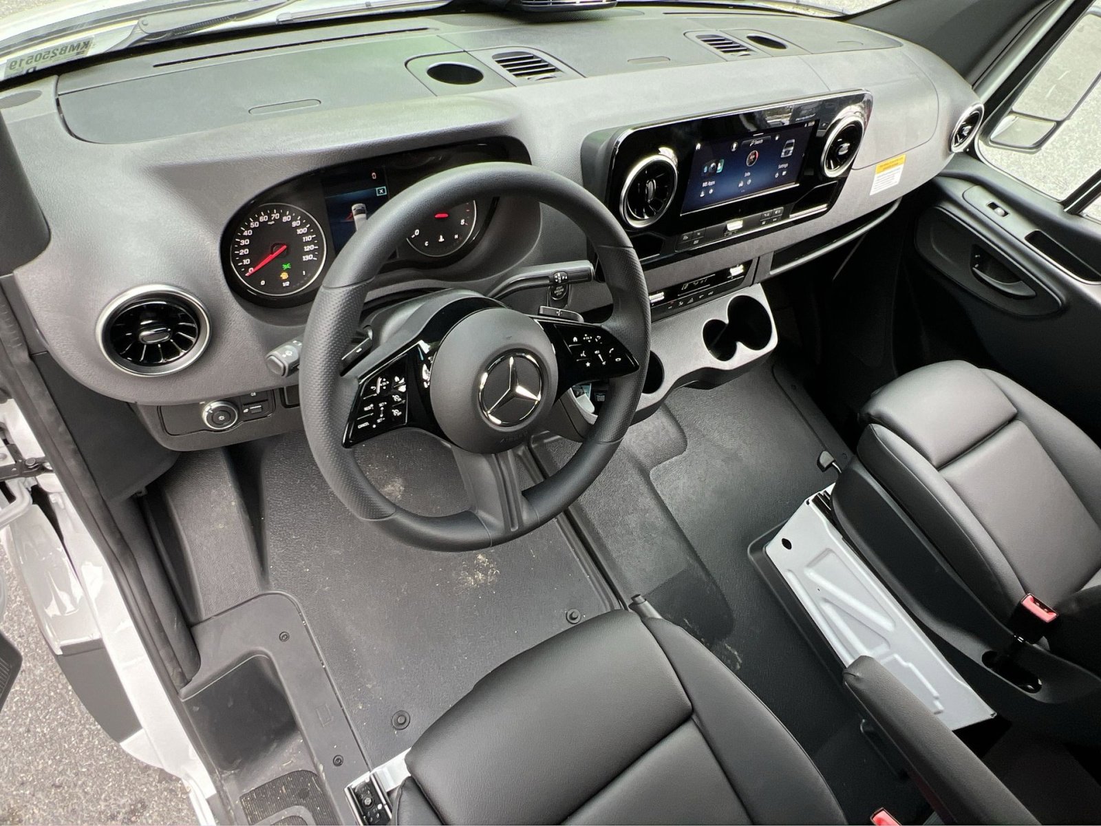 New 2025 Mercedes-Benz Sprinter 2500 image 21