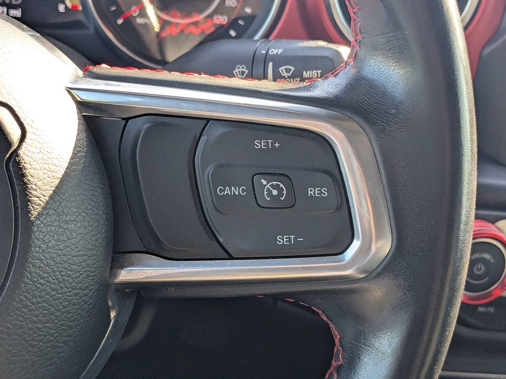 Used 2022 Jeep Wrangler Unlimited Rubicon w/ LED Lighting Group AWD/4WD image 27