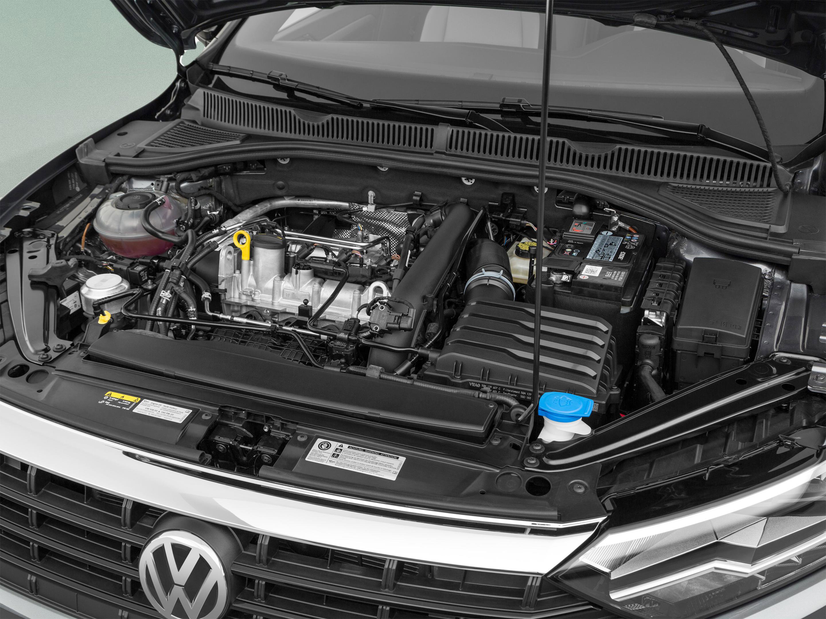 Used 2020 Volkswagen Jetta R-Line w/ R-Line Cold Weather Package FWD image 15