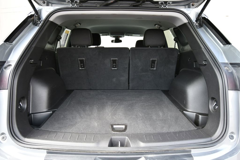 Used 2025 Chevrolet Blazer LT AWD/4WD image 7