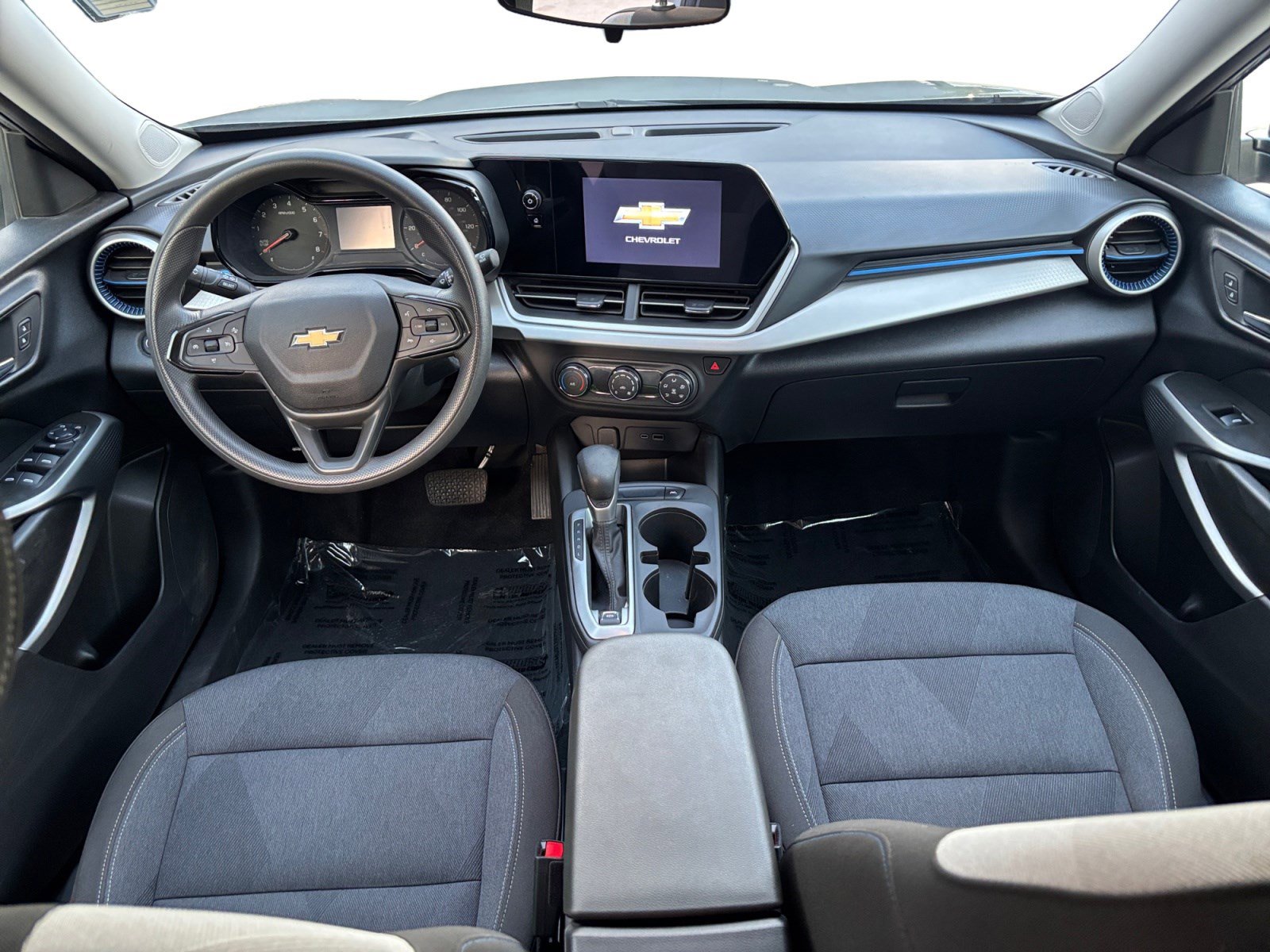 Used 2024 Chevrolet Trax LS image 10