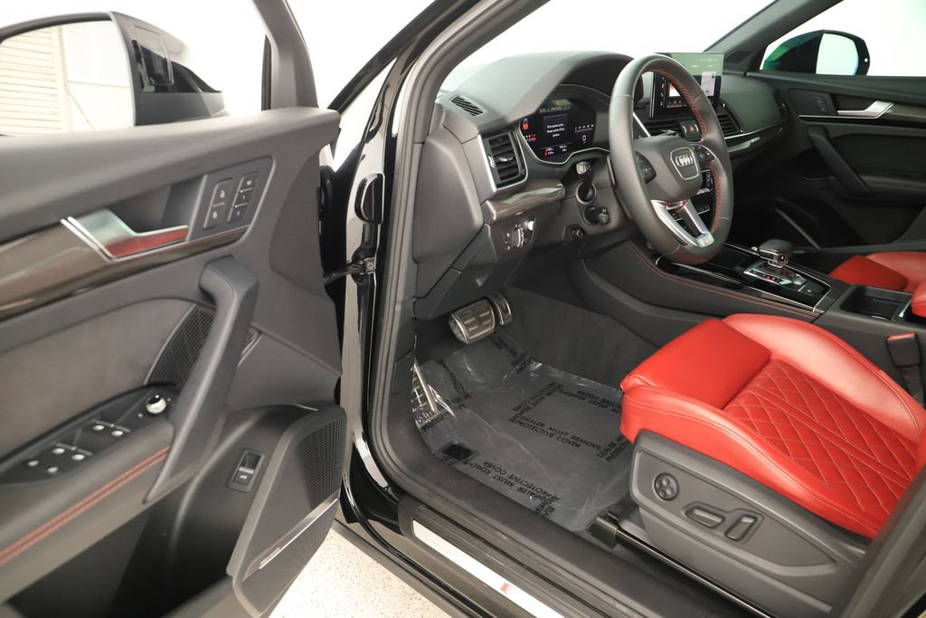 Certified 2022 Audi SQ5 Prestige w/ Prestige Package AWD/4WD image 14