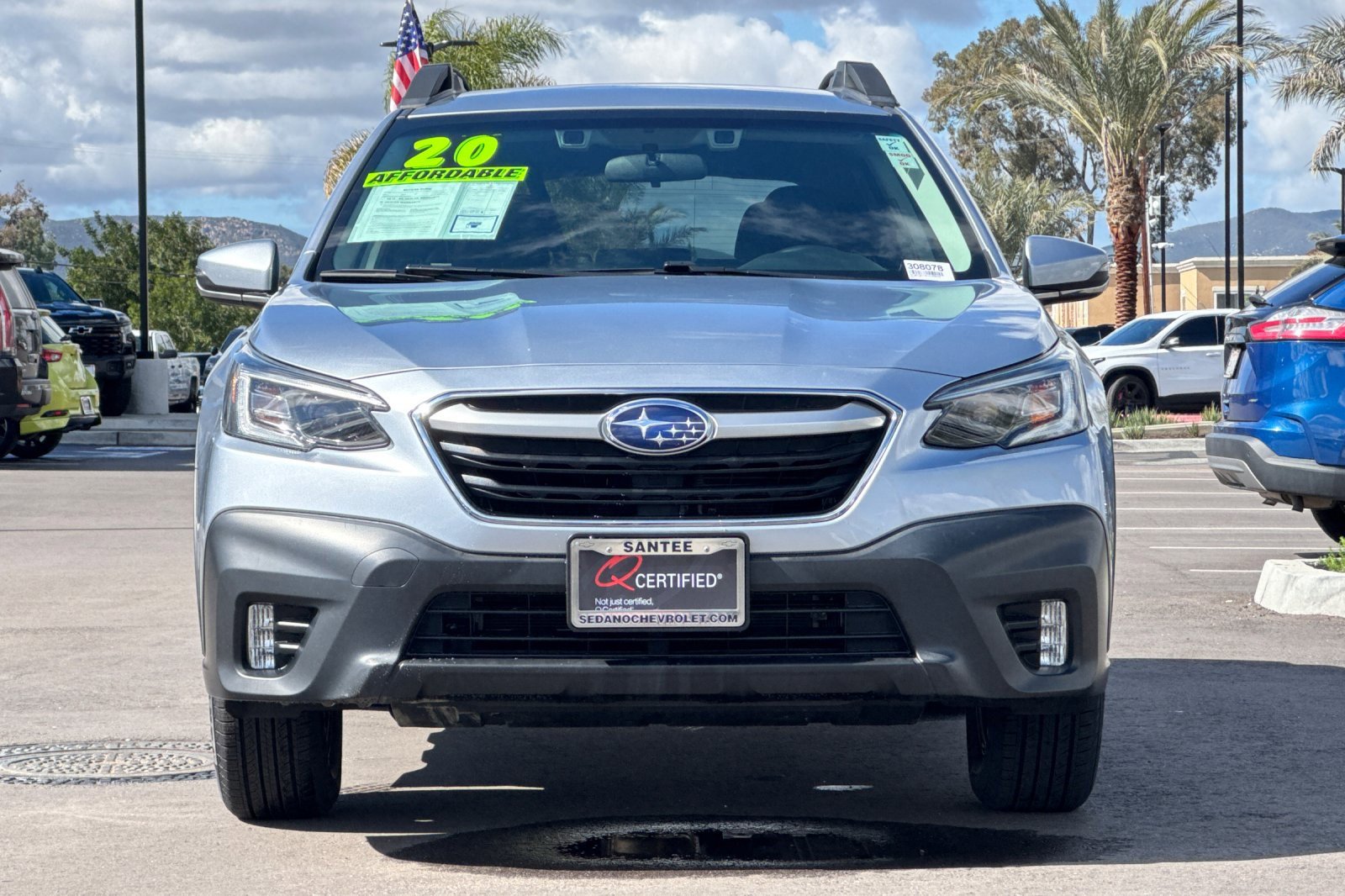 Used 2020 Subaru Outback Premium image 9