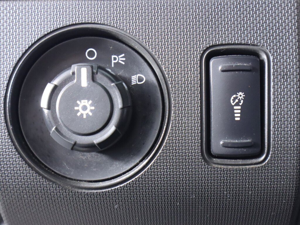 Used 2014 Ford F350 XLT w/ Camper Package image 10