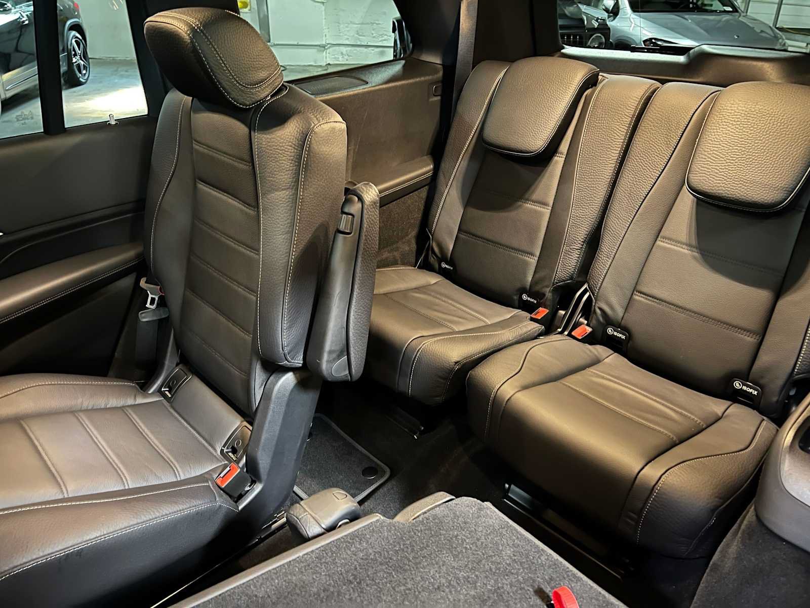 Used 2026 Mercedes-Benz GLS 450 4MATIC image 21
