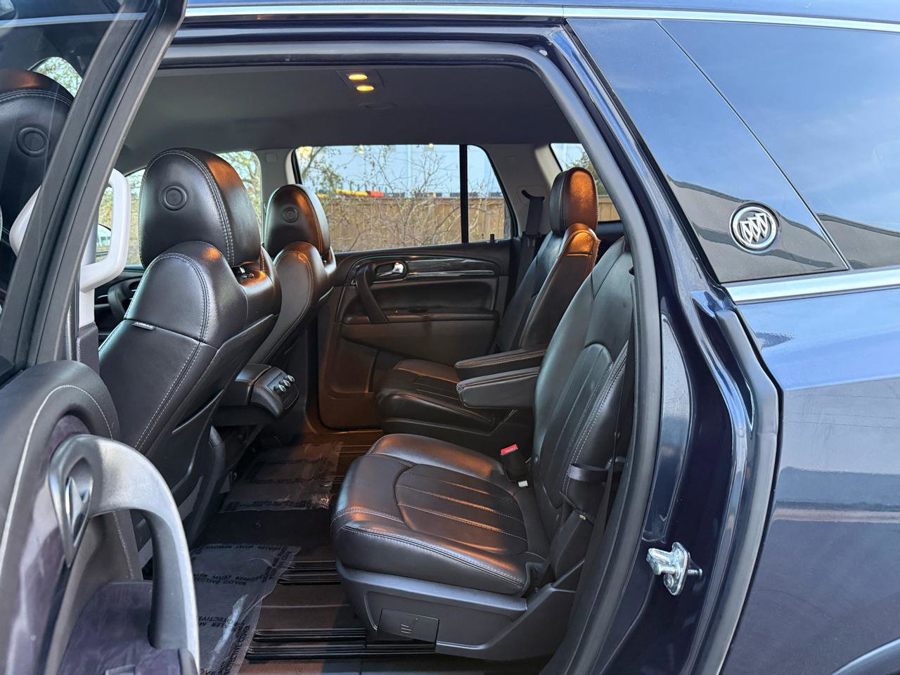 Used 2016 Buick Enclave Leather image 17