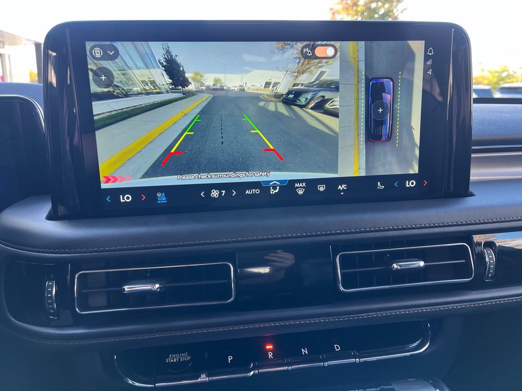 Used 2026 Lincoln Aviator AWD image 33