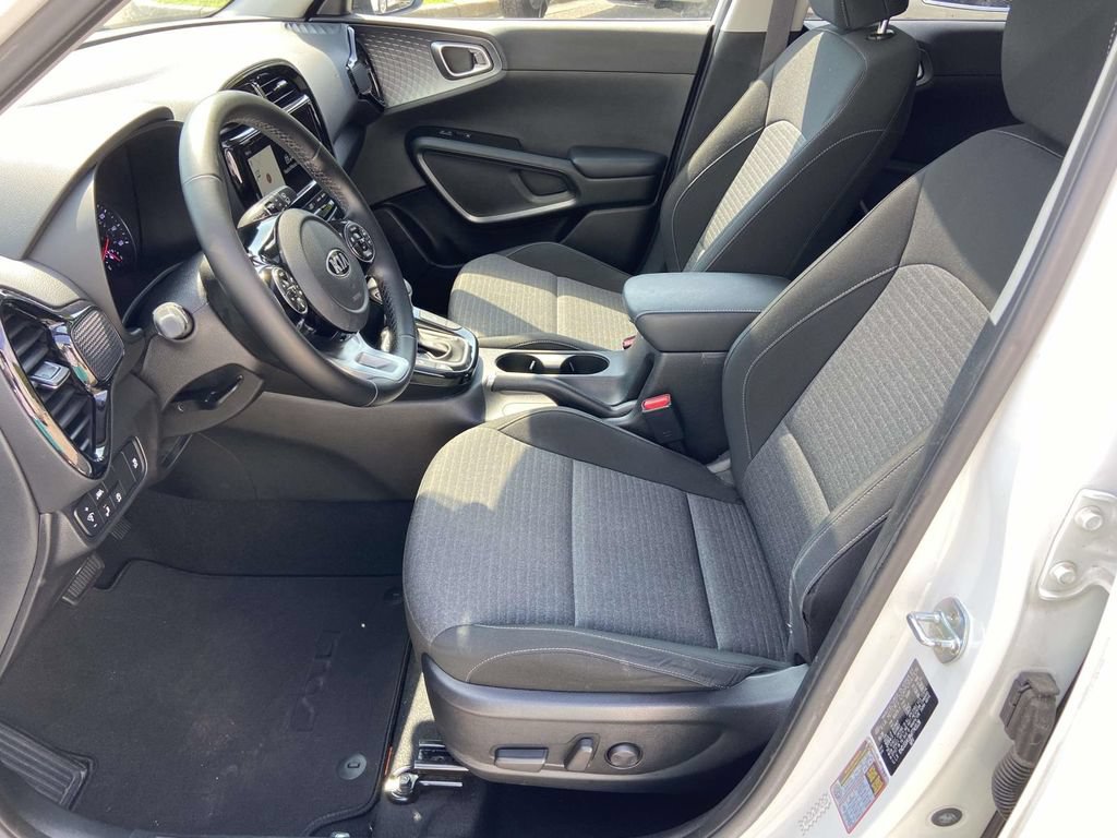 Used 2021 Kia Soul EX FWD image 20
