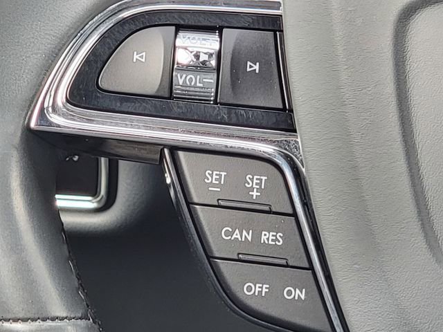 Certified 2023 Lincoln Nautilus Reserve w/ Luxury Package AWD/4WD image 33
