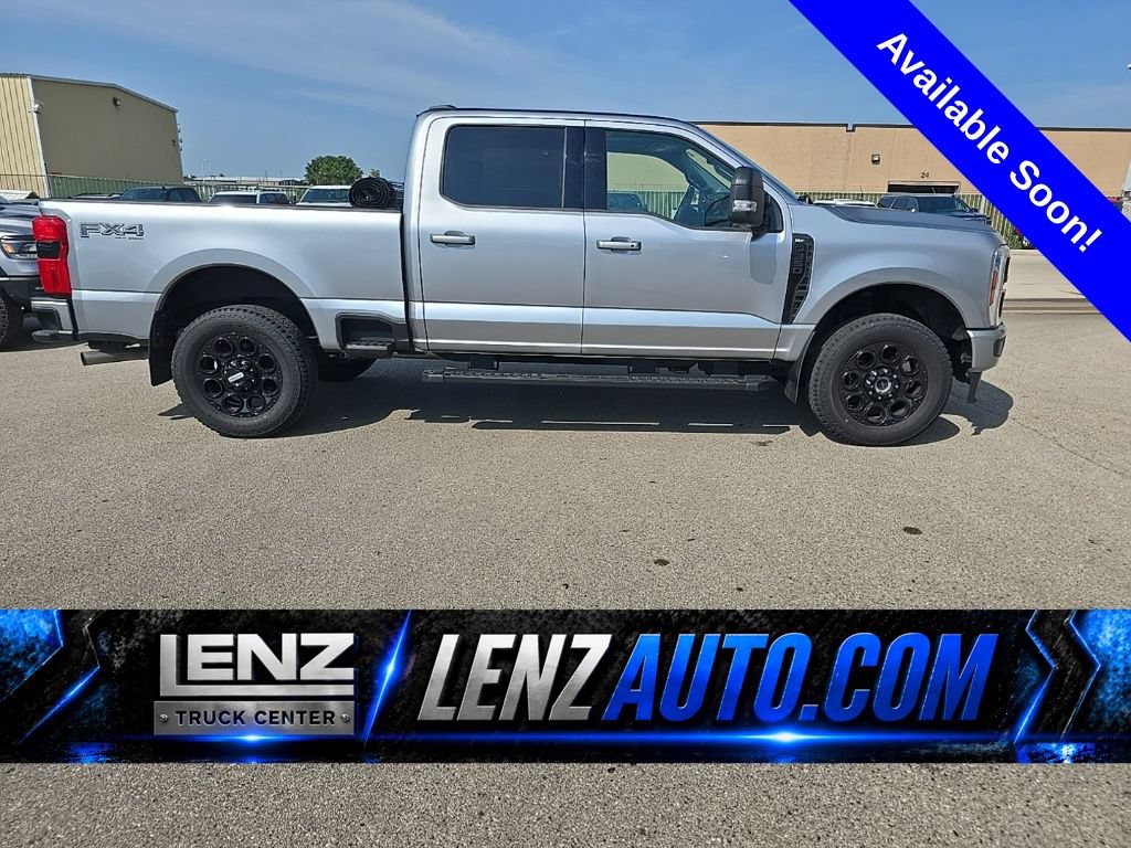 Used 2024 Ford F350 XLT w/ Black Appearance Package AWD/4WD 360° Tour