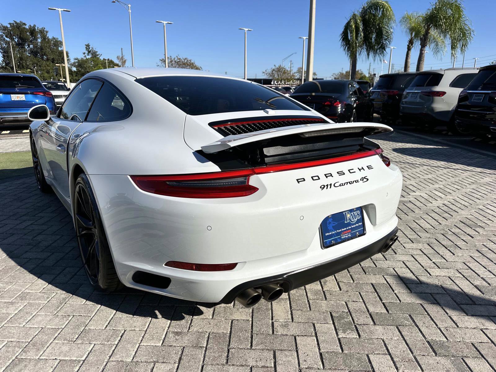 Used 2017 Porsche 911 Carrera 4S image 9