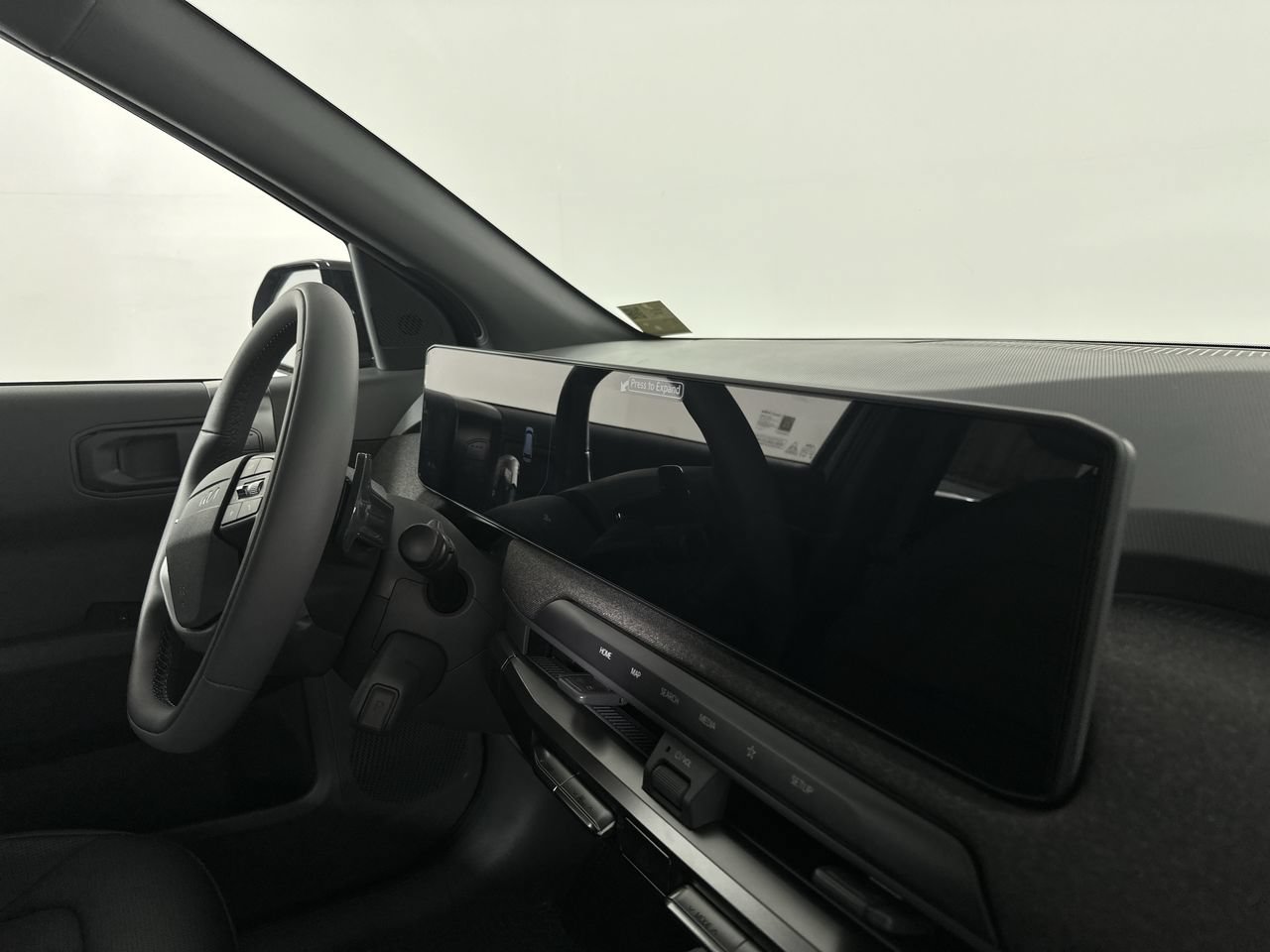 New 2027 Kia EV3 Wind FWD image 15