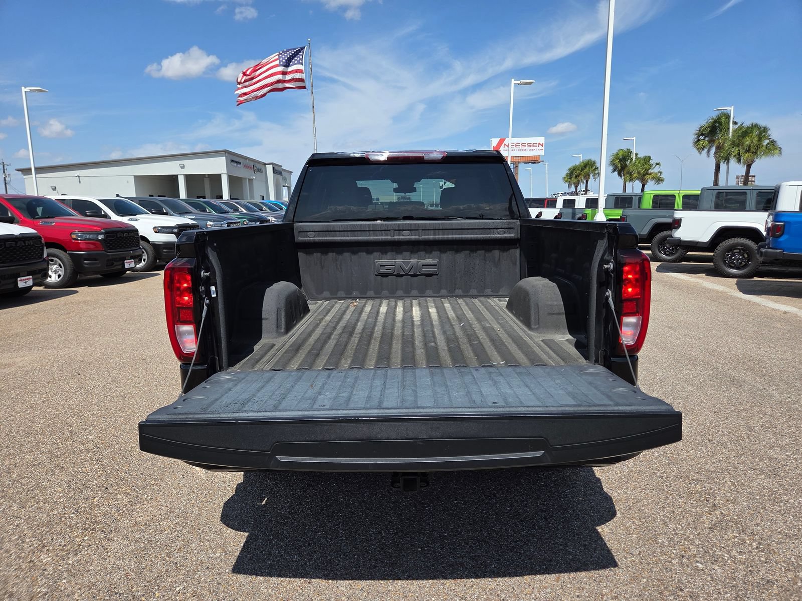 Used 2024 GMC Sierra 1500 Elevation RWD image 7