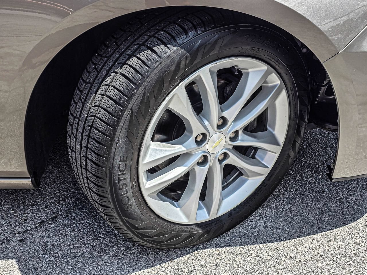 Used 2024 Chevrolet Malibu LT FWD image 7