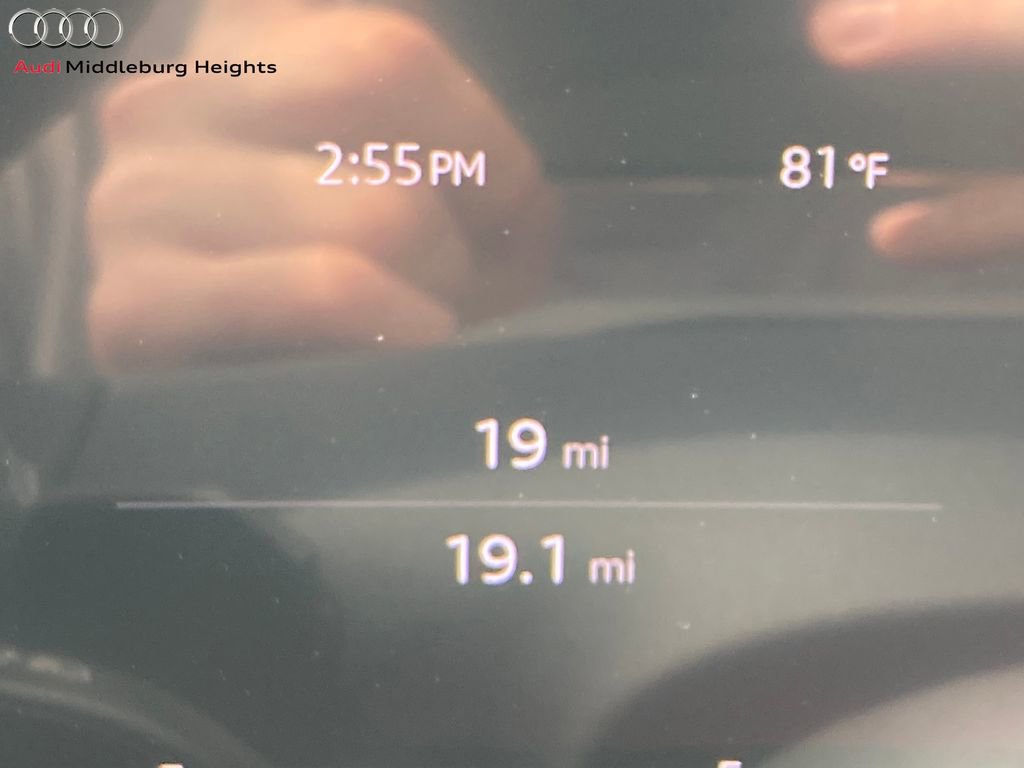 New 2025 Audi Q5 Premium Plus image 32