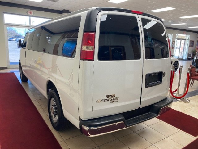 Used 2014 Chevrolet Express 3500 LT w/ LT Preferred Equipment Group image 4