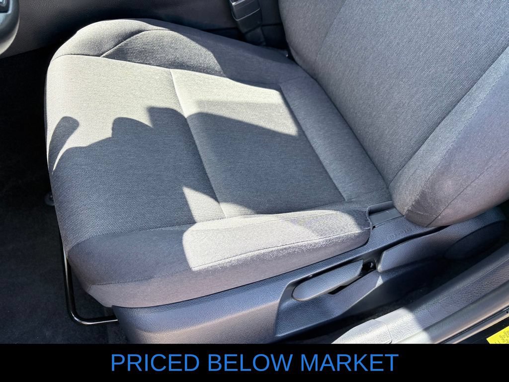 Used 2025 Toyota Camry LE FWD image 11