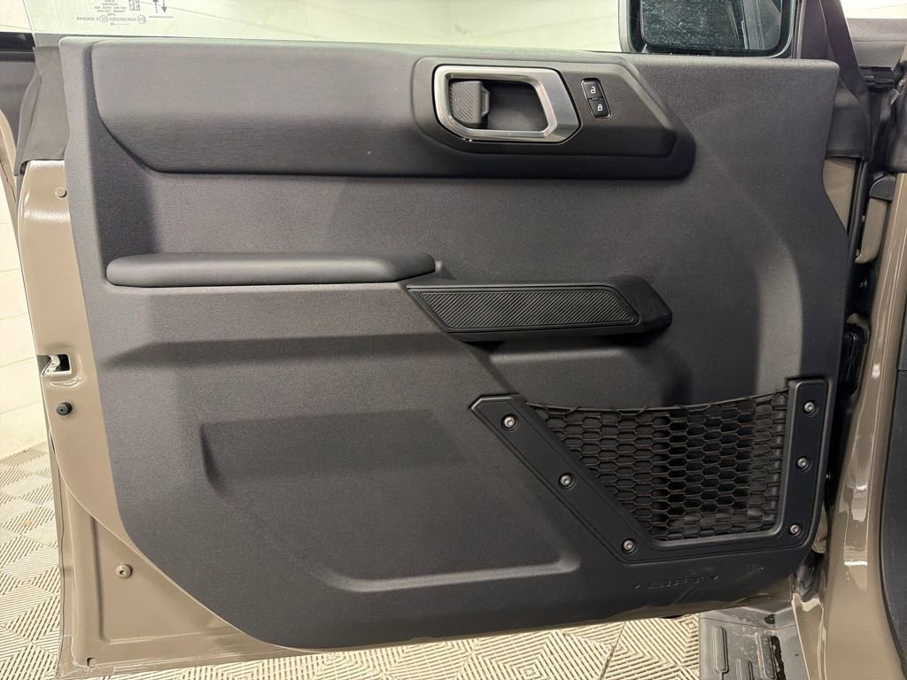New 2026 Ford Bronco Outer Banks AWD/4WD image 15