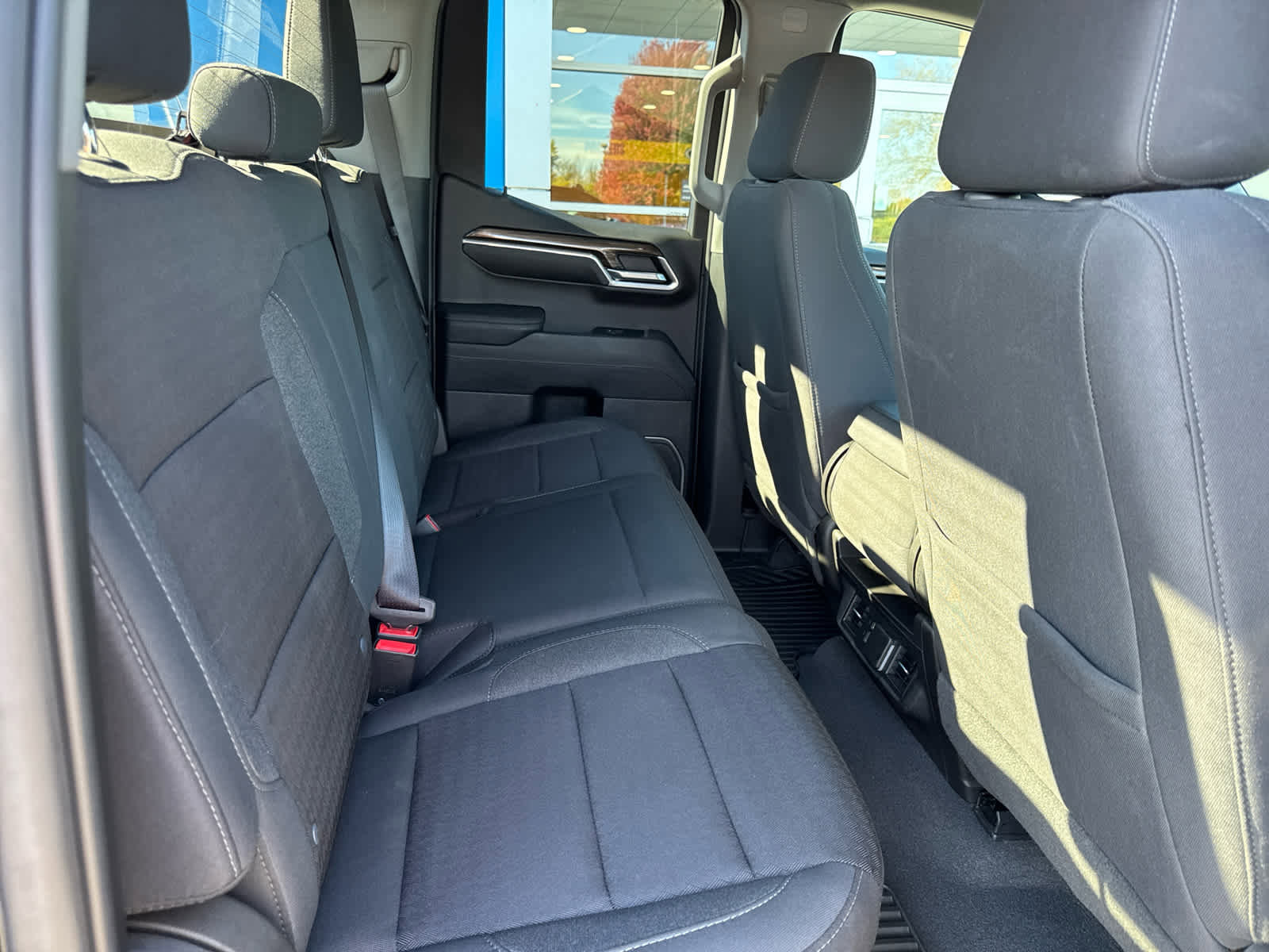 Used 2023 Chevrolet Silverado 1500 LT image 5