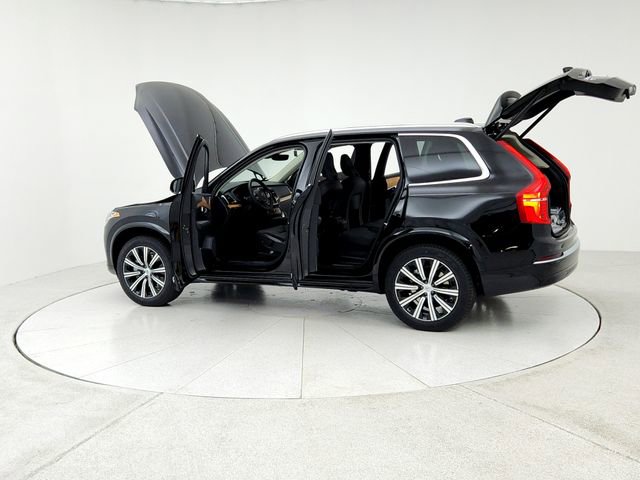 New 2025 Volvo XC90 B6 Plus w/ Protection Package Premier image 12