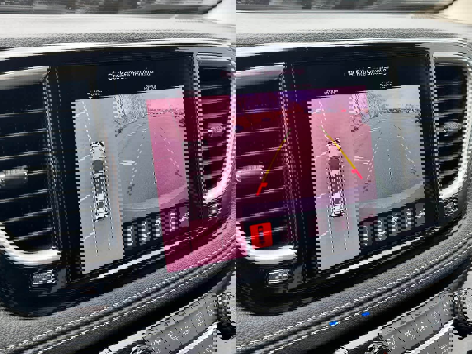 Used 2023 Chrysler Pacifica Touring-L image 24