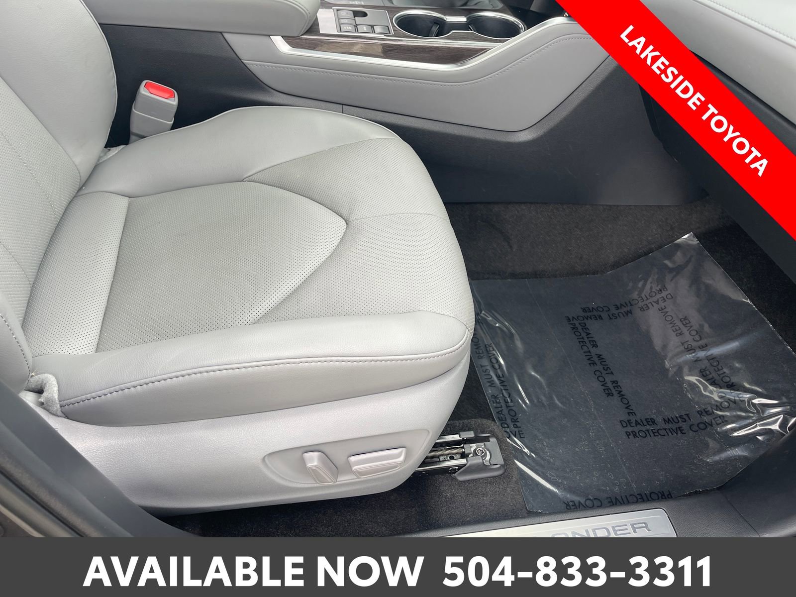 Used 2023 Toyota Highlander Limited FWD image 16