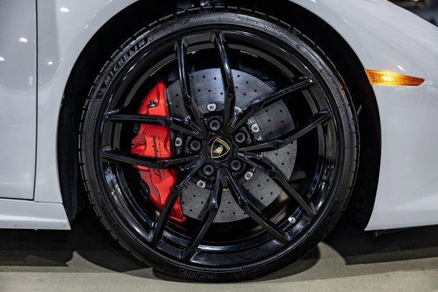 Used 2015 Lamborghini Huracan LP 610-4 image 28