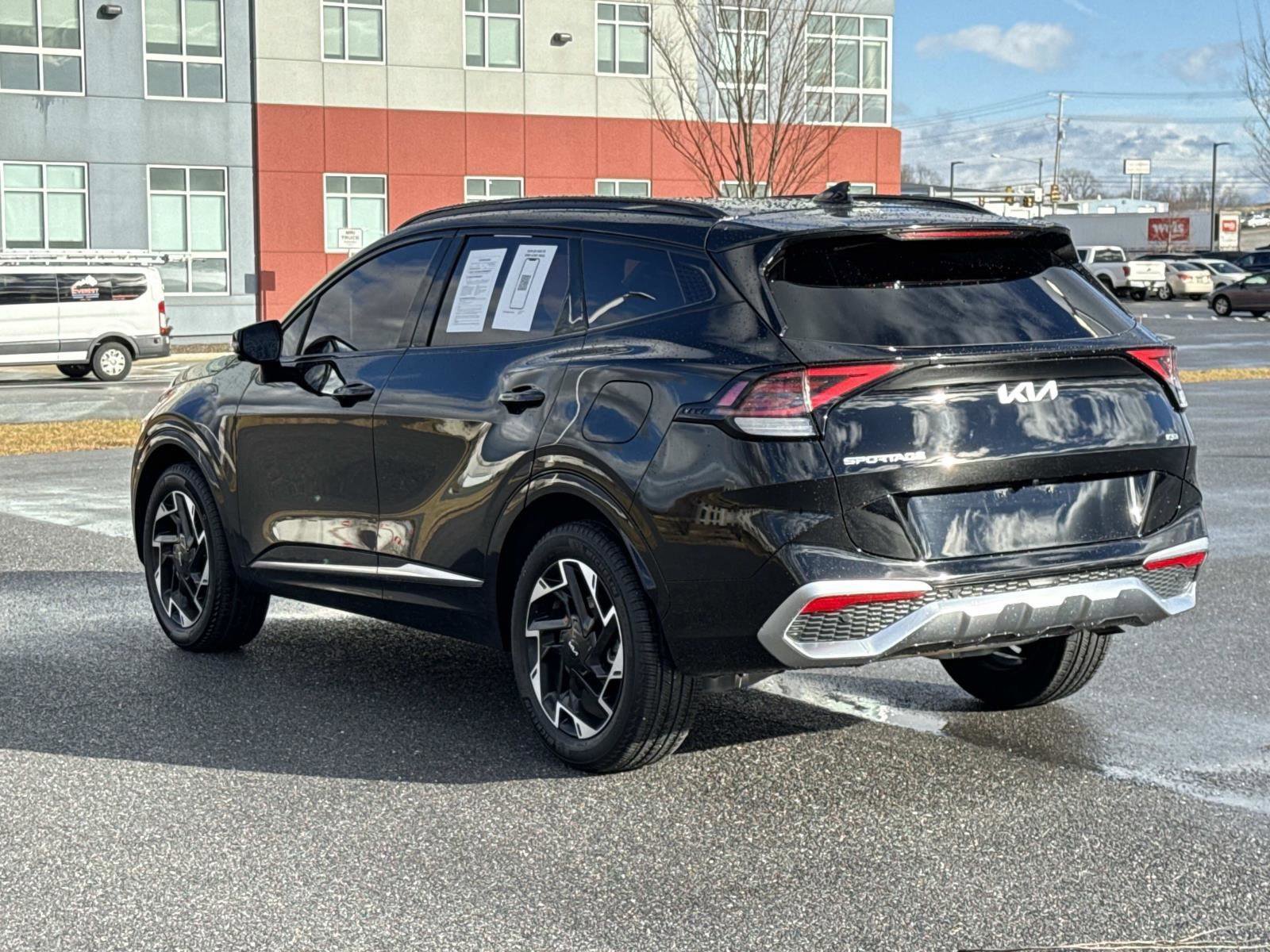 Used 2025 Kia Sportage SX image 26