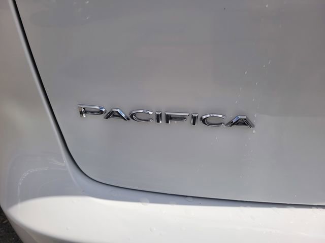 Used 2018 Chrysler Pacifica LX image 7