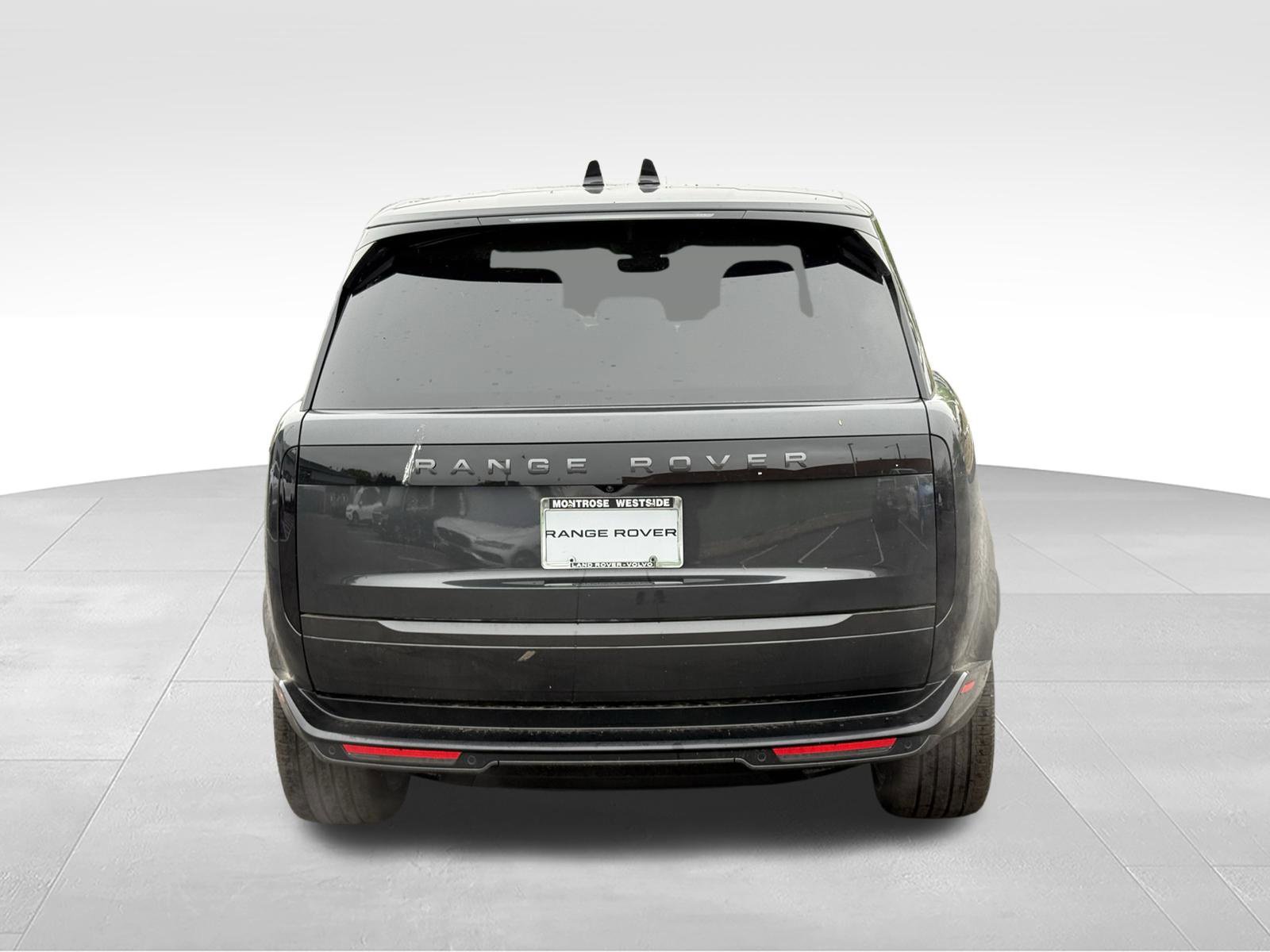 New 2026 Land Rover Range Rover Long Wheelbase SE AWD/4WD image 4