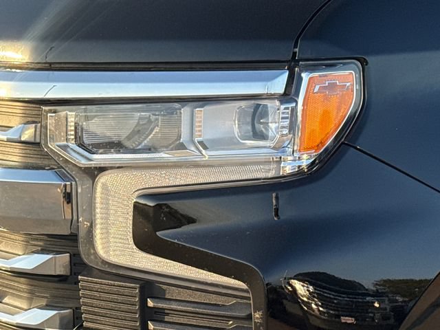 Used 2025 Chevrolet Silverado 1500 LTZ w/ Technology Package AWD/4WD image 4
