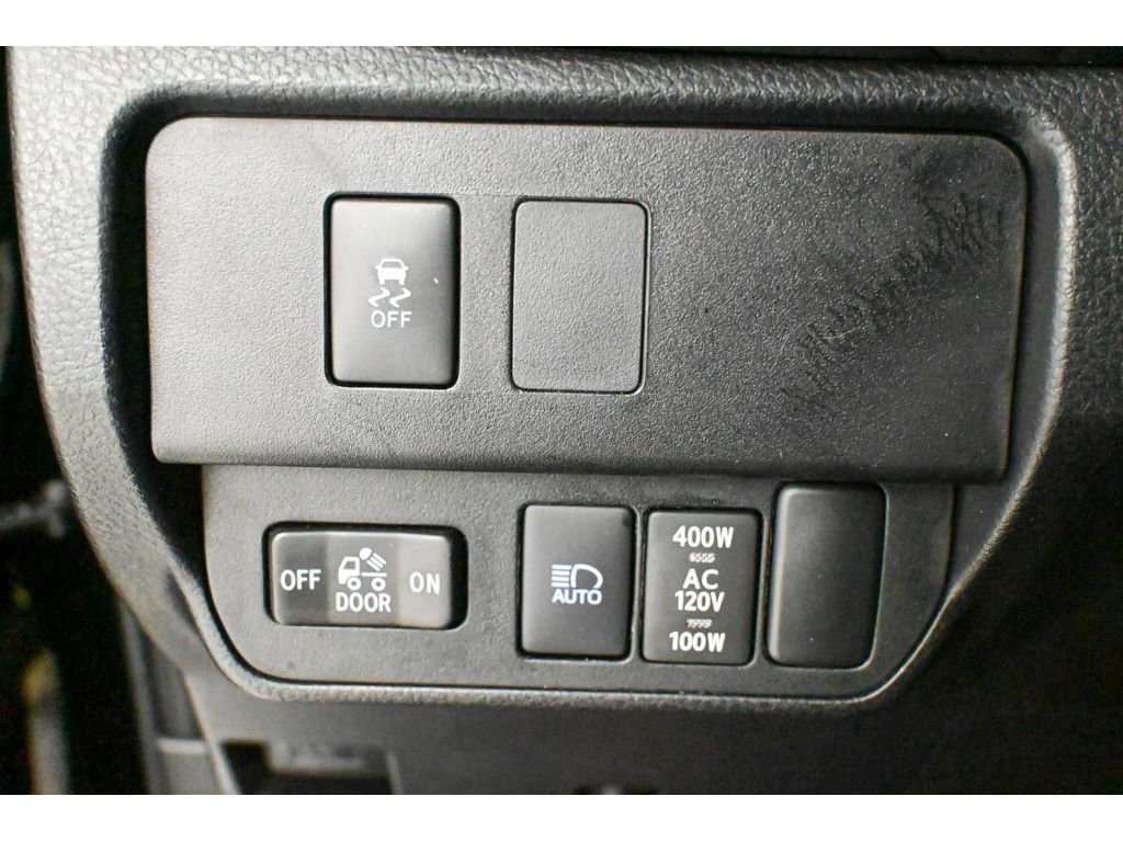 Used 2023 Toyota Tacoma TRD Off-Road image 39