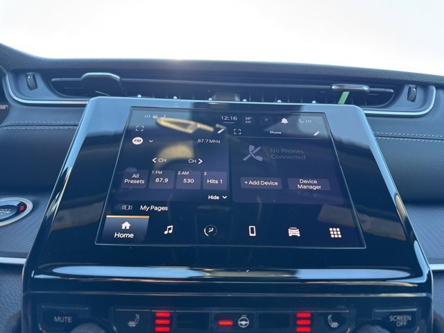 New 2025 Jeep Grand Cherokee Altitude image 17