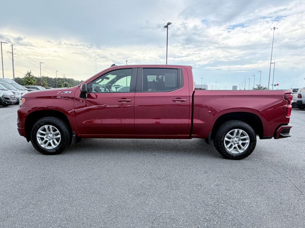 Used 2024 Chevrolet Silverado 1500 RST AWD/4WD image 5