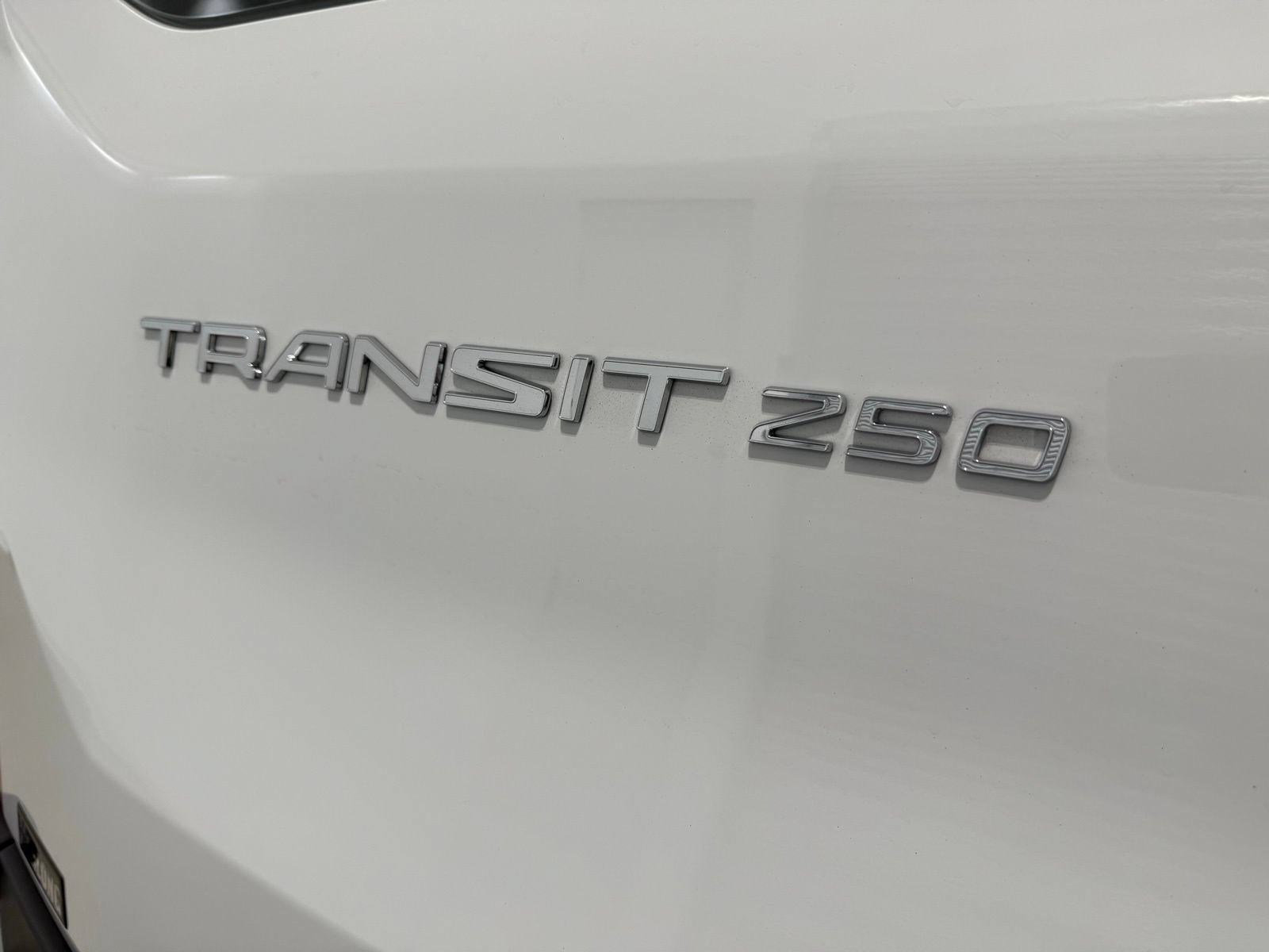 Used 2025 Ford Transit 250 Low Roof w/ Load Area Protection Package RWD image 9