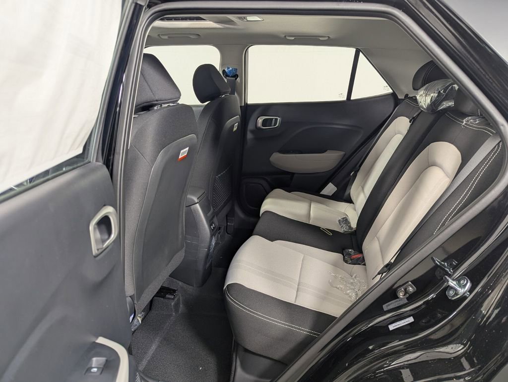 New 2026 Hyundai Venue SEL FWD image 22