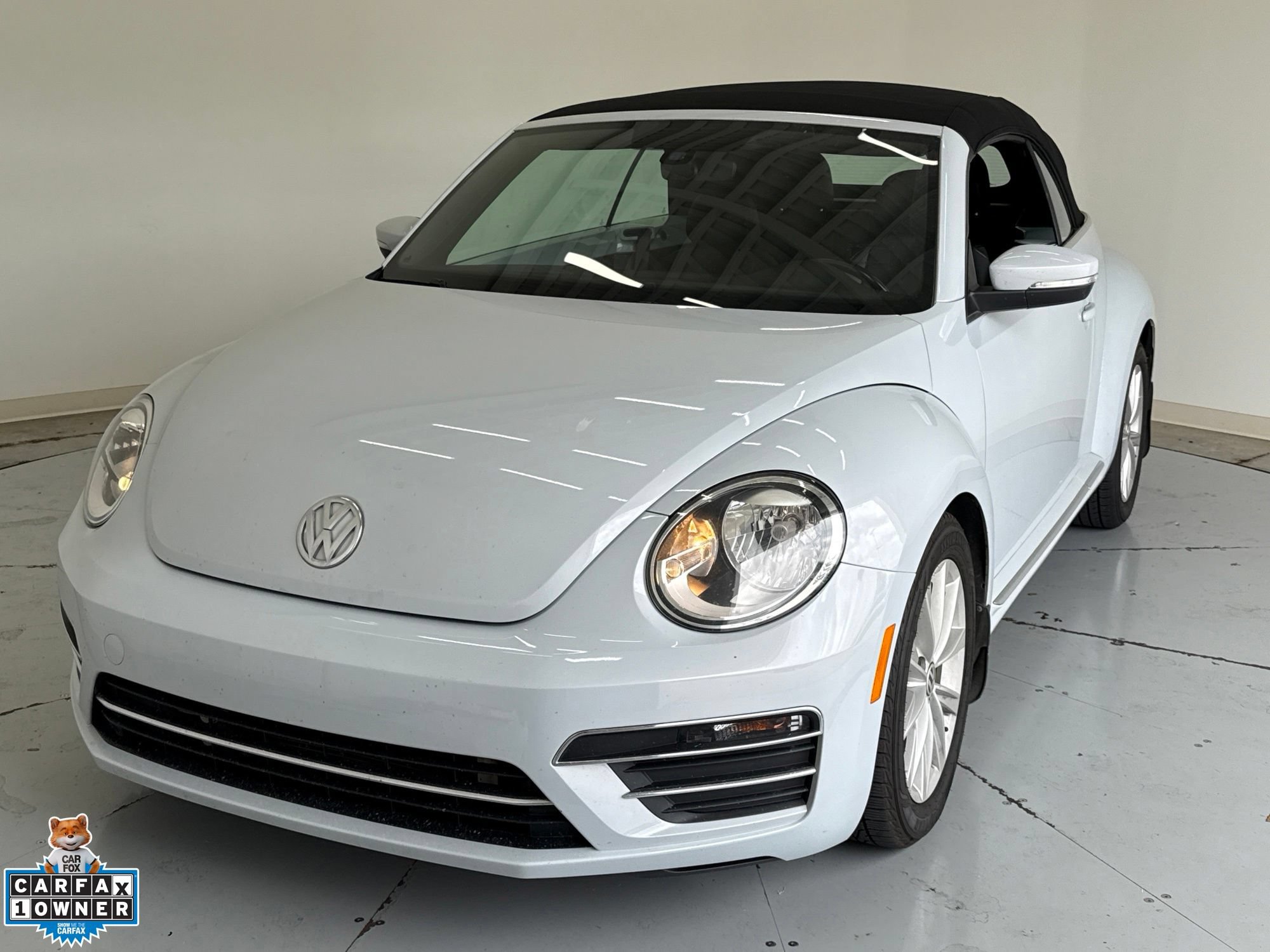 Used 2017 Volkswagen Beetle 1.8T SE FWD image 8