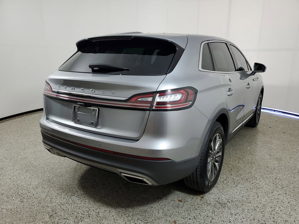 Used 2023 Lincoln Nautilus FWD image 5