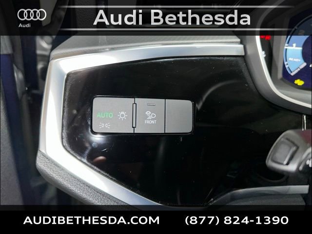 Used 2025 Audi Q3 2.0T Premium w/ Convenience Package image 15