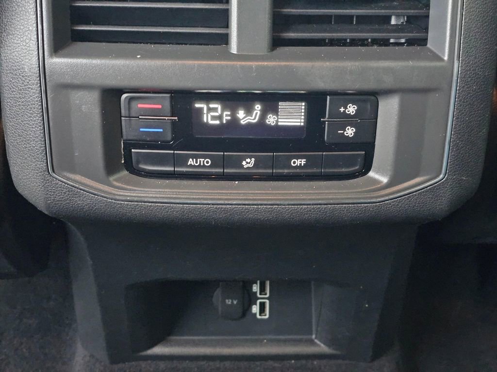 Used 2019 Volkswagen Atlas SE w/ Towing Package image 19