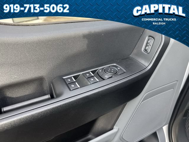 New 2026 Ford F250 XL w/ XL Chrome Package RWD image 24