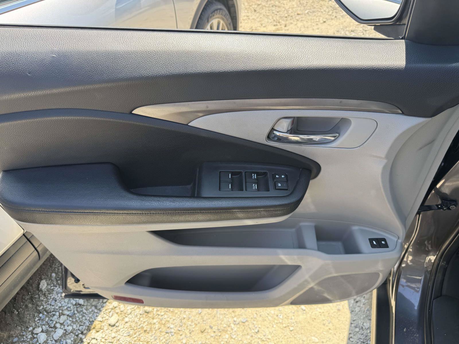 Used 2017 Honda Pilot EX-L image 13