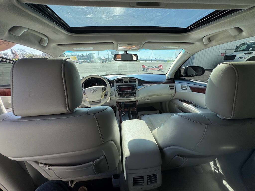 Used 2012 Toyota Avalon Limited FWD image 12