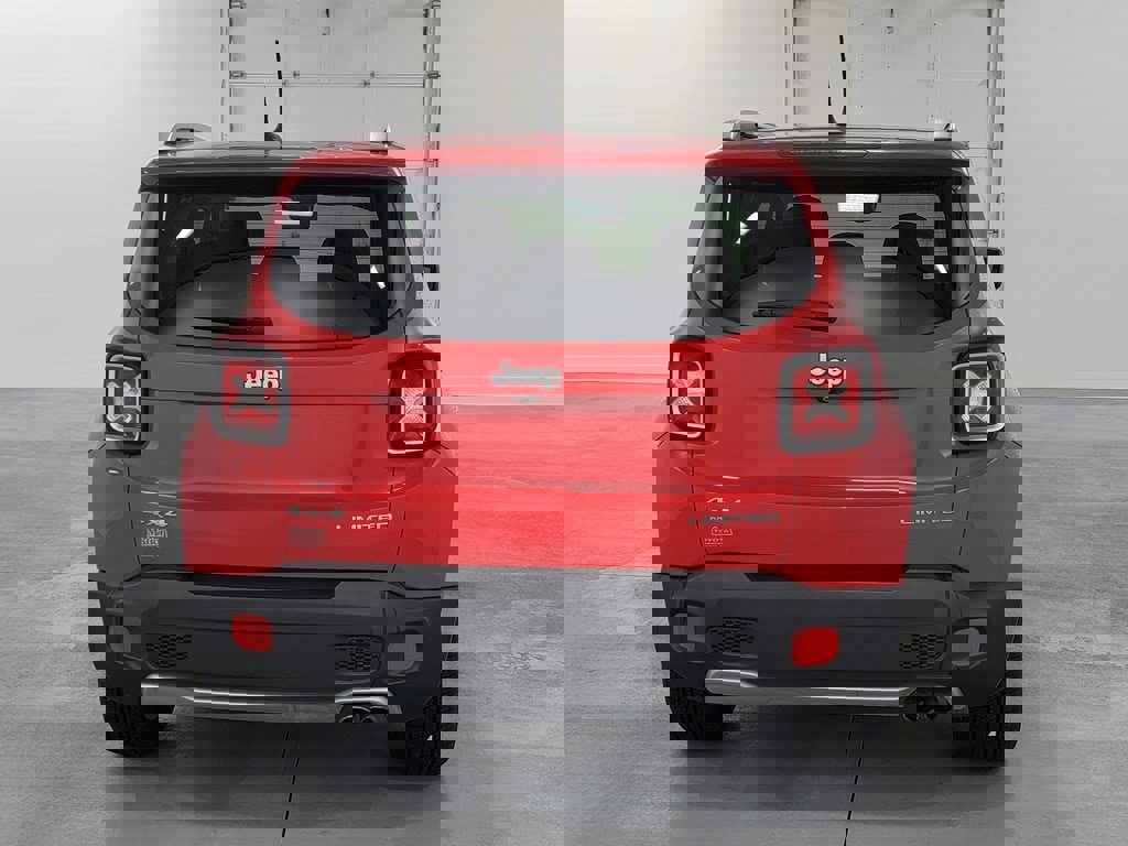 Used 2016 Jeep Renegade Limited image 7