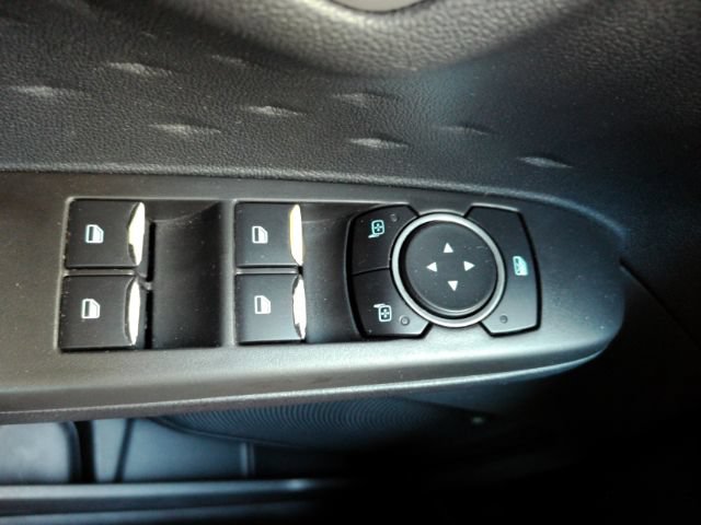 Used 2020 Ford Escape SE FWD image 26