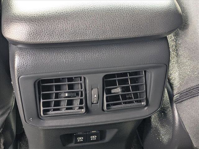 Used 2019 Toyota RAV4 XLE w/ Convenience Package image 16