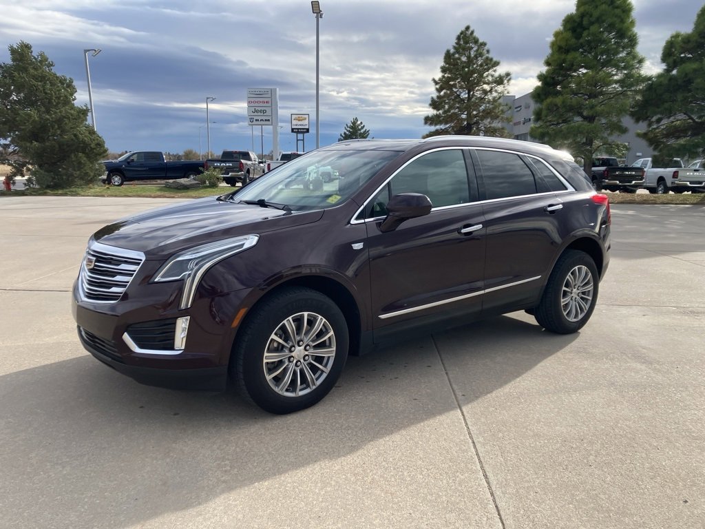 Used 2017 Cadillac XT5 Luxury image 1