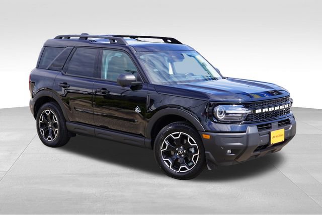 Used 2025 Ford Bronco Sport Outer Banks w/ Outer Banks Tech Package+ AWD/4WD image 1