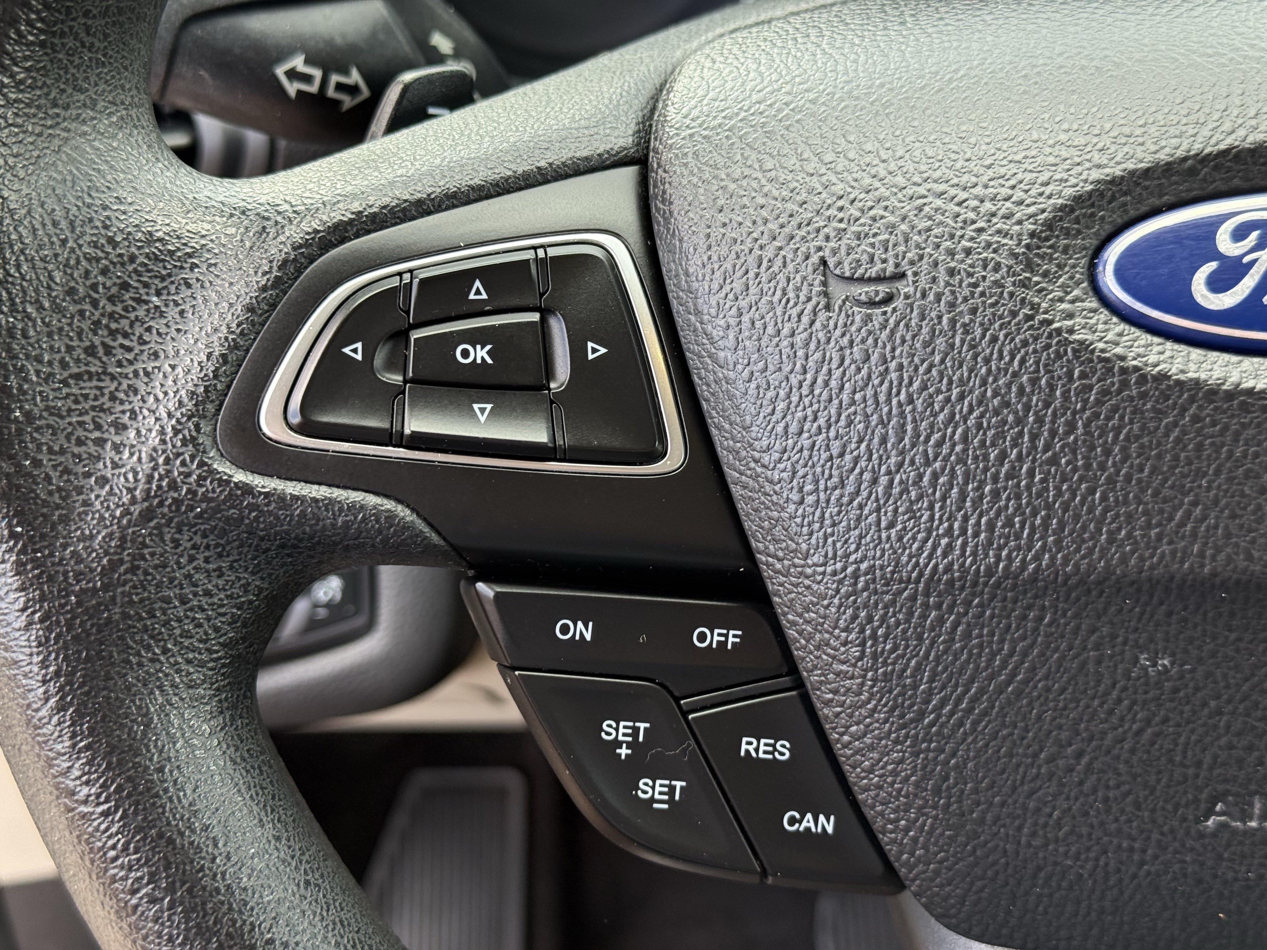 Used 2017 Ford Escape SE FWD image 16