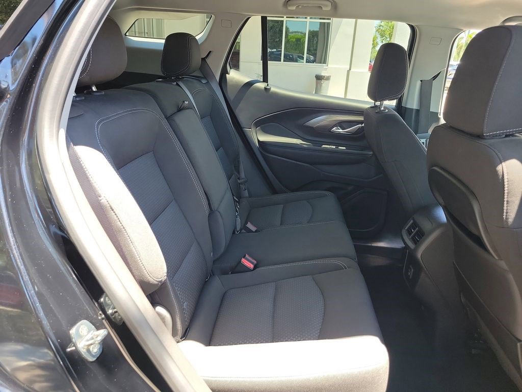 Certified 2022 GMC Terrain SLE w/ Driver Convenience Package AWD/4WD image 25
